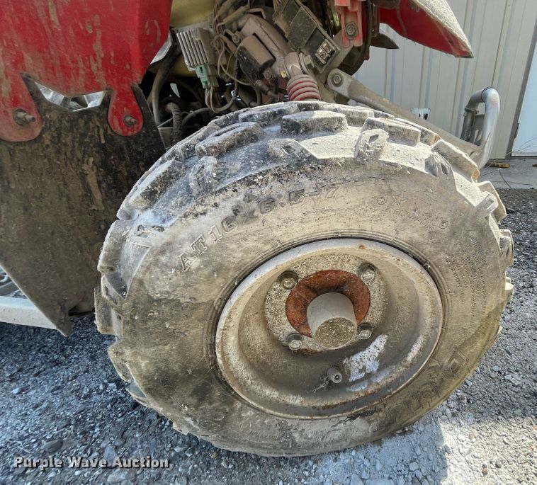 image for item II9379 2005 Polaris Predator  ATV