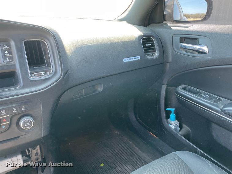 image for item II9381 2011 Dodge Charger Police