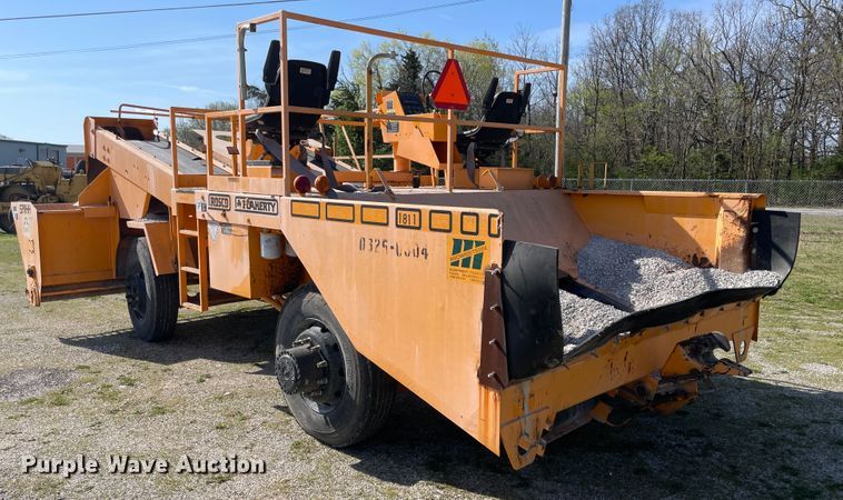 image for item II9386 Rosco SPRHH  chip spreader