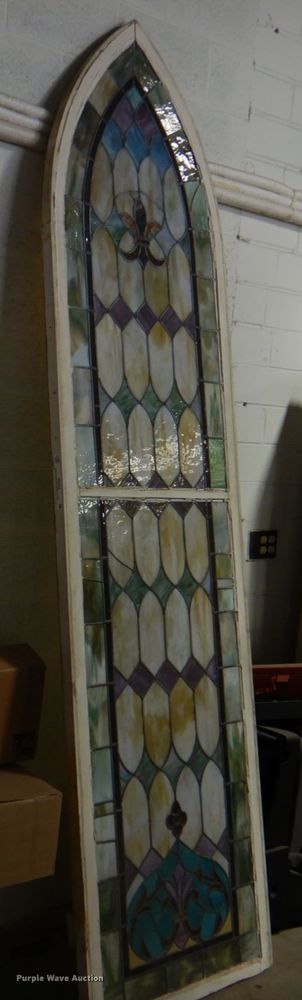 image for item II9932 Stained glass window