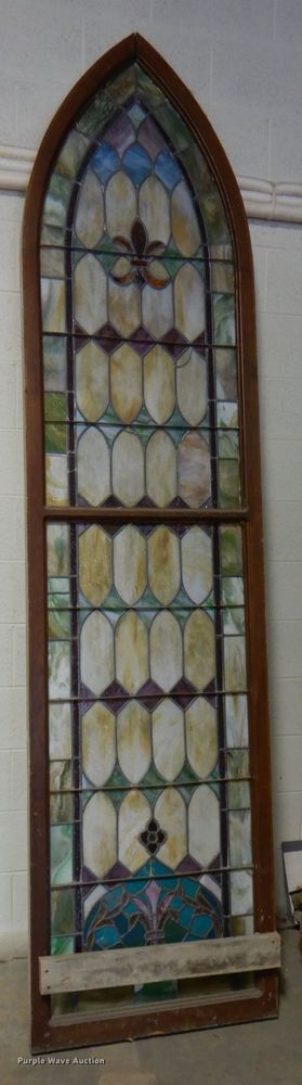 image for item II9933 Stained glass window