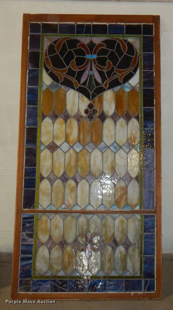 image for item II9934 Stained glass window