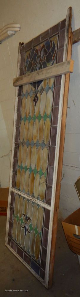 image for item II9935 Stained glass window