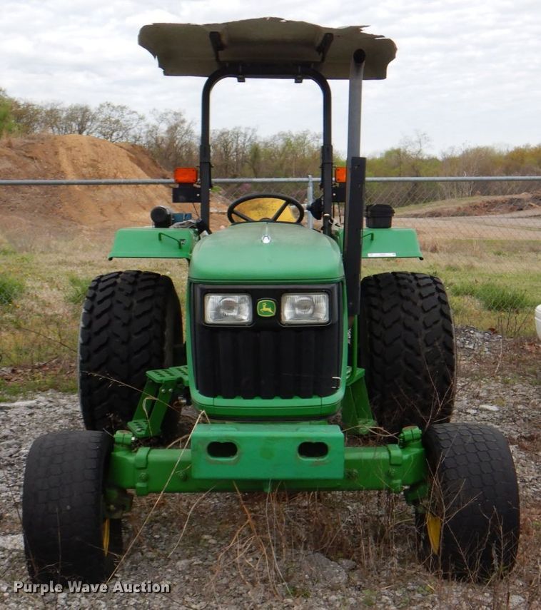 image for item II9939 John Deere 5075E  tractor