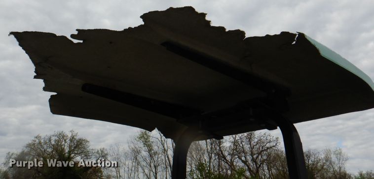 image for item II9939 John Deere 5075E  tractor