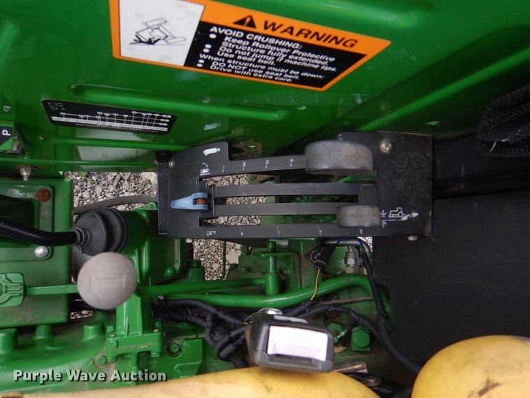 image for item II9939 John Deere 5075E  tractor