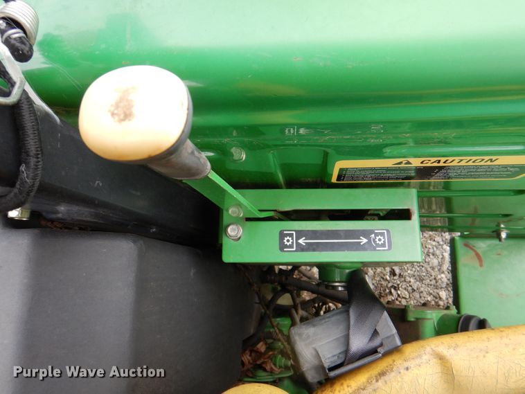 image for item II9939 John Deere 5075E  tractor