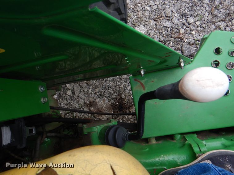 image for item II9939 John Deere 5075E  tractor