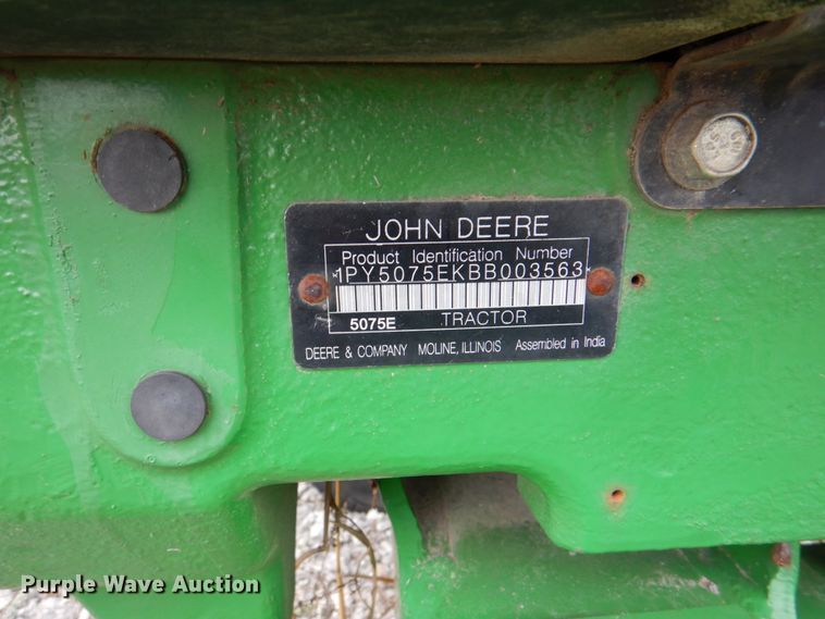 image for item II9939 John Deere 5075E  tractor