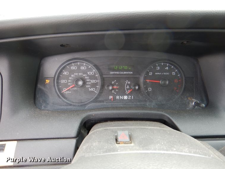 image for item II9940 2010 Ford Crown Victoria Police Interceptor