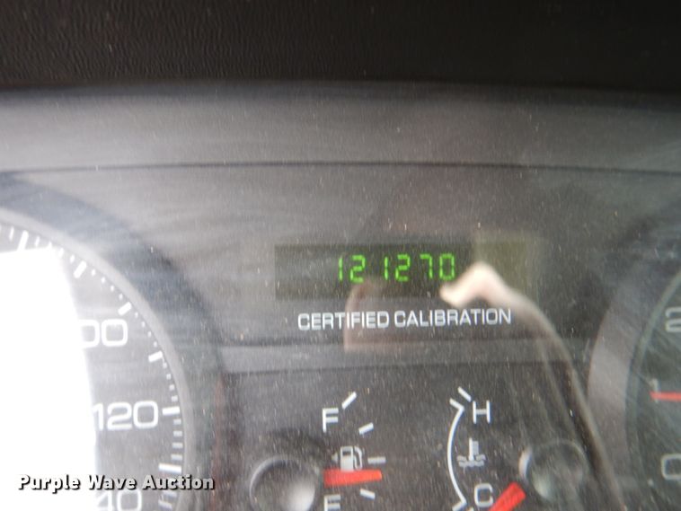 image for item II9940 2010 Ford Crown Victoria Police Interceptor