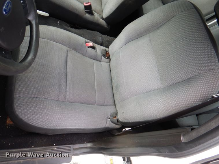 image for item II9941 2010 Ford Crown Victoria Police Interceptor