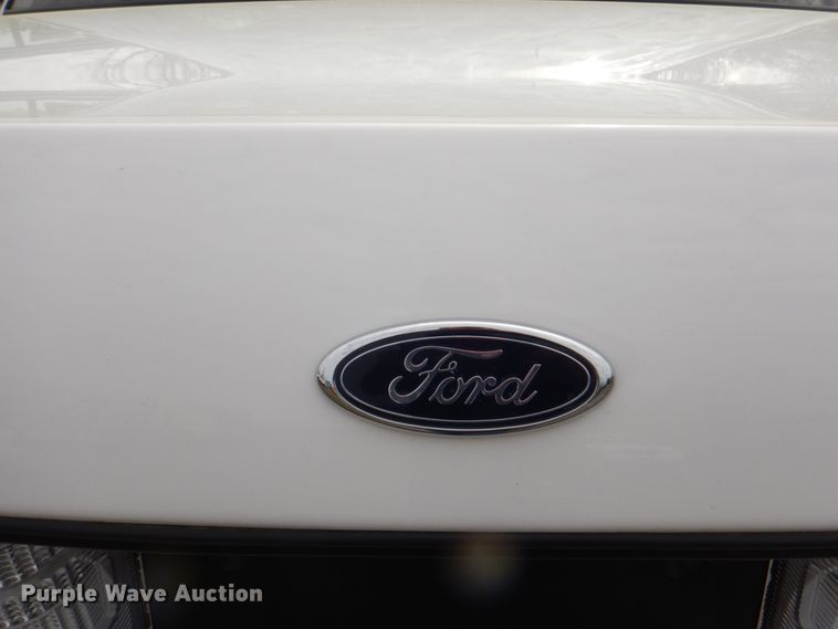 image for item II9941 2010 Ford Crown Victoria Police Interceptor