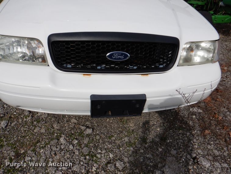 image for item II9942 2011 Ford Crown Victoria Police Interceptor