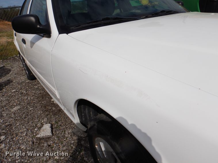 image for item II9942 2011 Ford Crown Victoria Police Interceptor