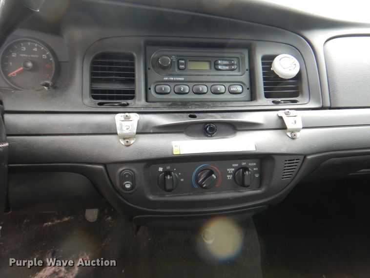 image for item II9942 2011 Ford Crown Victoria Police Interceptor