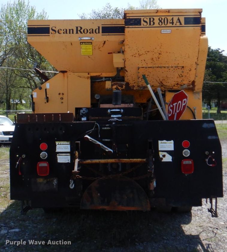 image for item II9943 1990 International F2554  asphalt slurry truck