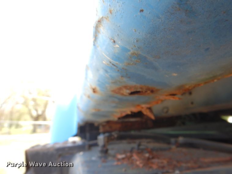 image for item II9943 1990 International F2554  asphalt slurry truck