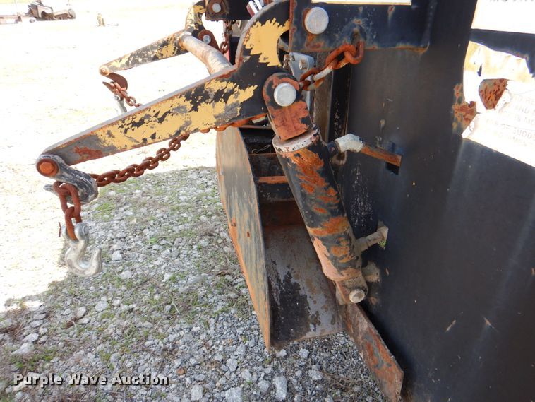 image for item II9943 1990 International F2554  asphalt slurry truck