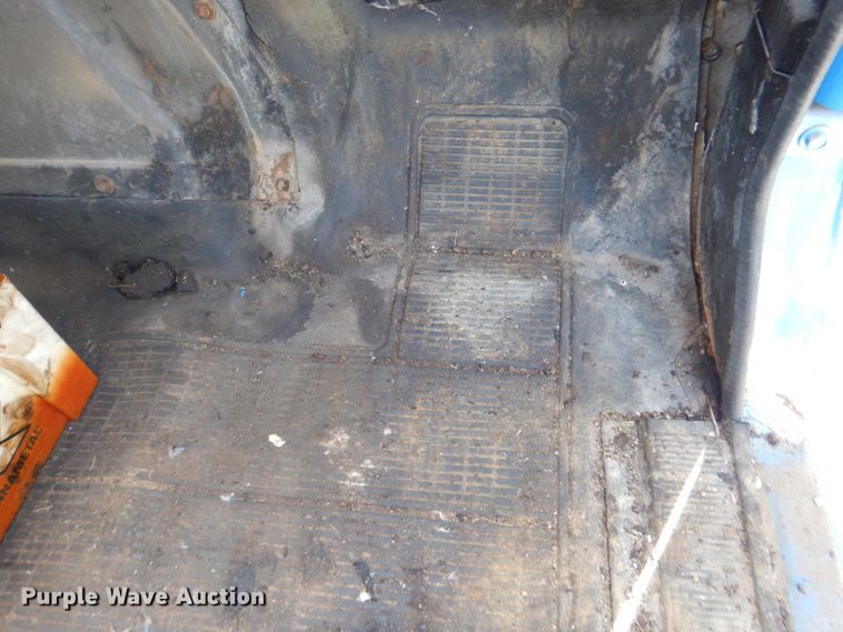 image for item II9943 1990 International F2554  asphalt slurry truck