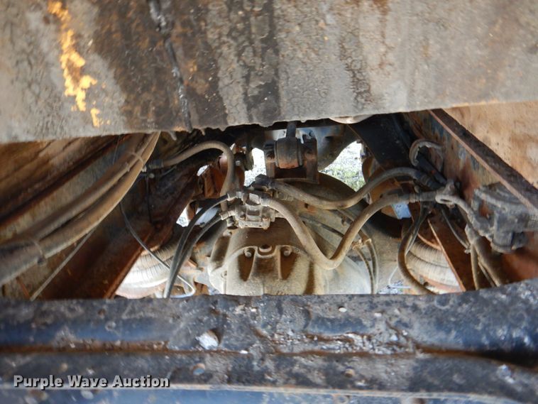 image for item II9943 1990 International F2554  asphalt slurry truck