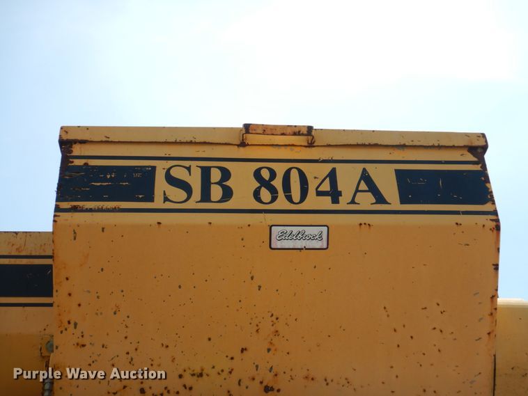 image for item II9943 1990 International F2554  asphalt slurry truck