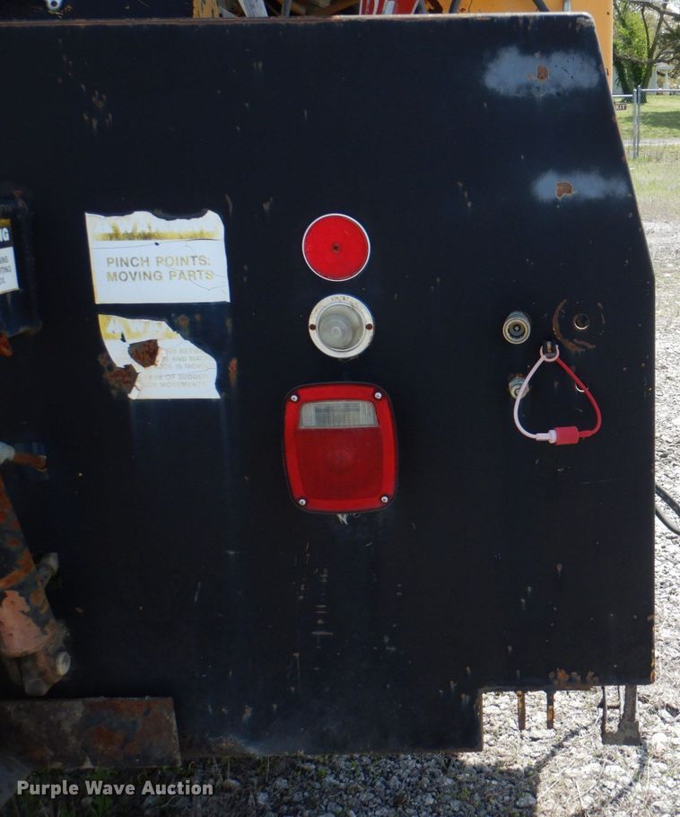 image for item II9943 1990 International F2554  asphalt slurry truck