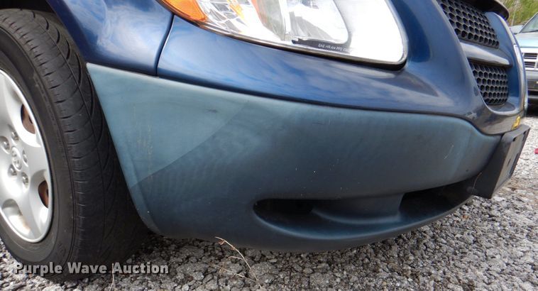 image for item II9945 2002 Dodge Caravan  van