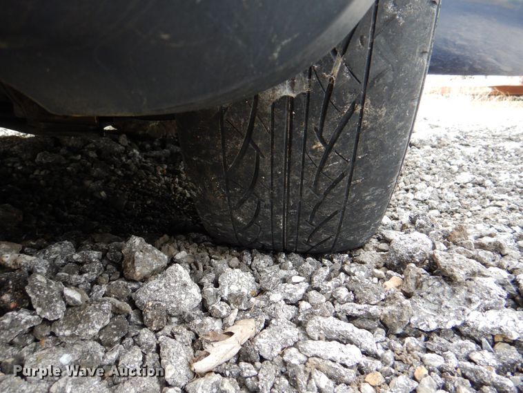 image for item II9945 2002 Dodge Caravan  van