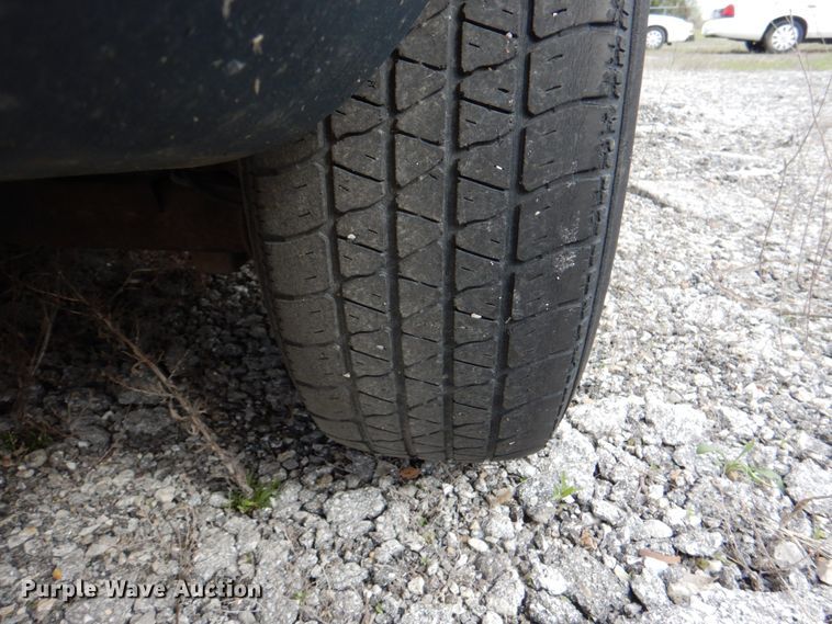 image for item II9945 2002 Dodge Caravan  van