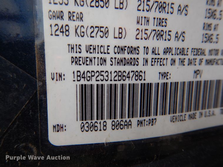 image for item II9945 2002 Dodge Caravan  van