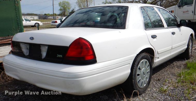 image for item II9946 2011 Ford Crown Victoria Police Interceptor