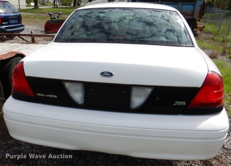 image for item II9946 2011 Ford Crown Victoria Police Interceptor
