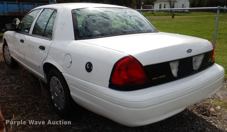 image for item II9946 2011 Ford Crown Victoria Police Interceptor