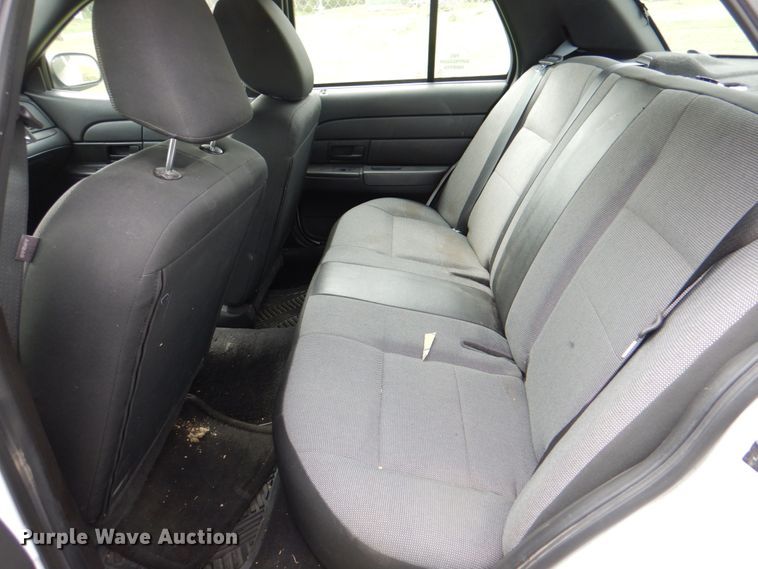 image for item II9946 2011 Ford Crown Victoria Police Interceptor