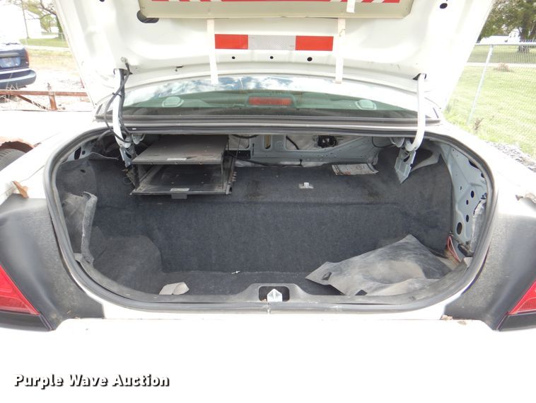 image for item II9946 2011 Ford Crown Victoria Police Interceptor