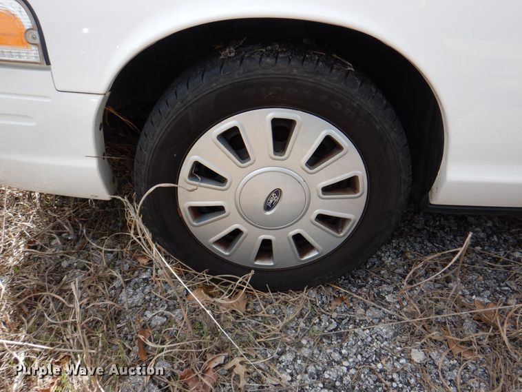 image for item II9946 2011 Ford Crown Victoria Police Interceptor