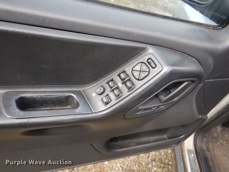 image for item II9947 2004 Jeep Grand Cherokee Laredo  SUV