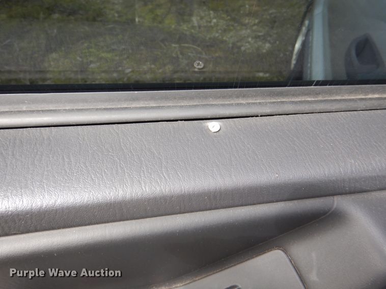 image for item II9947 2004 Jeep Grand Cherokee Laredo  SUV