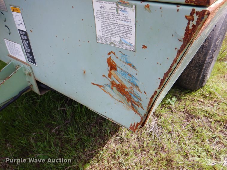 image for item II9948 Sullair 185 DPO JD  air compressor