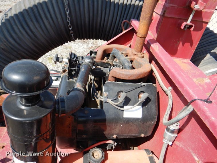 image for item II9949 Giant-Vac 3001 leaf blower