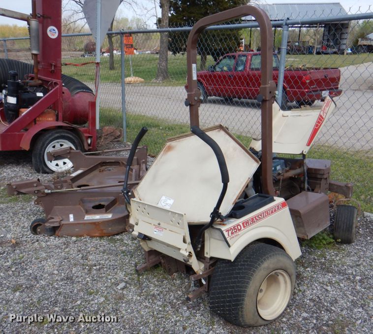 image for item II9950 Grasshopper 725D  ZTR lawn mower