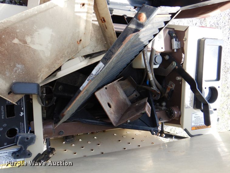 image for item II9950 Grasshopper 725D  ZTR lawn mower