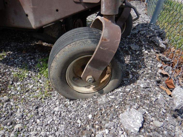 image for item II9950 Grasshopper 725D  ZTR lawn mower