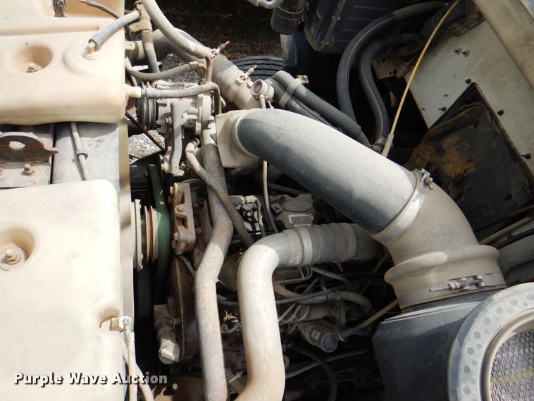 image for item II9957 1997 Ford L8000  dump truck