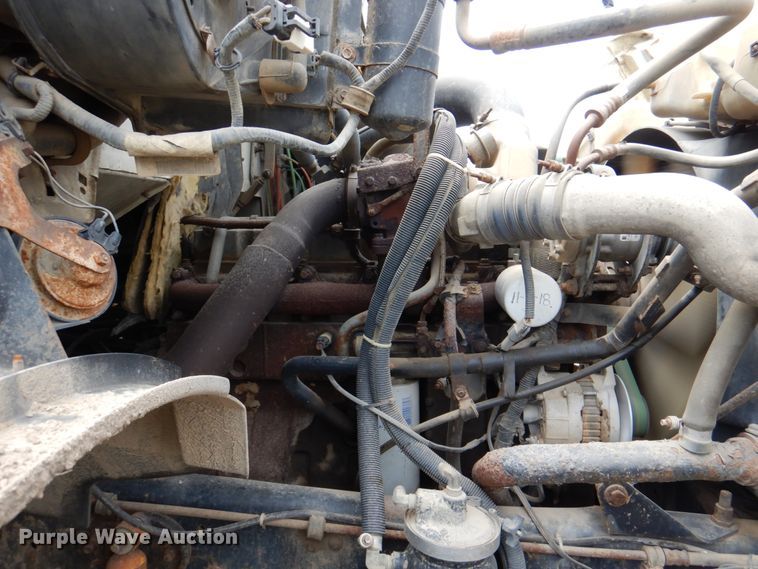 image for item II9957 1997 Ford L8000  dump truck