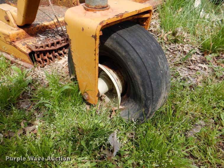 image for item II9964 Woods 9180RD  three wing mower