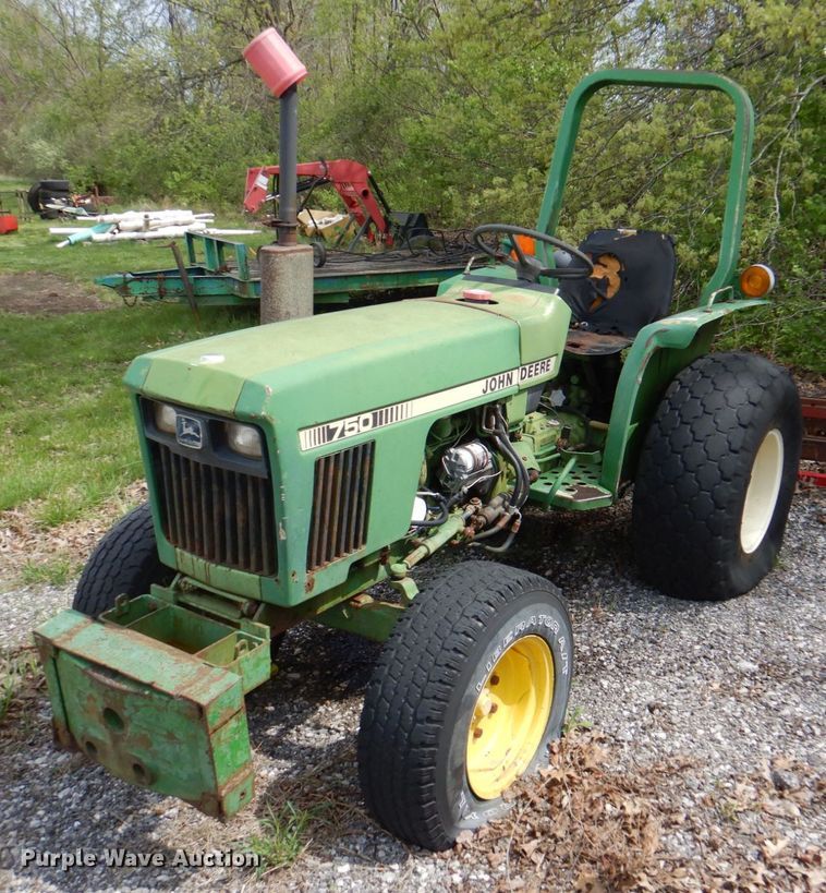 image for item II9970 John Deere 750  tractor