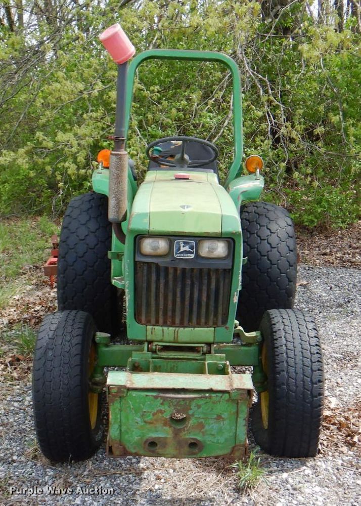 image for item II9970 John Deere 750  tractor