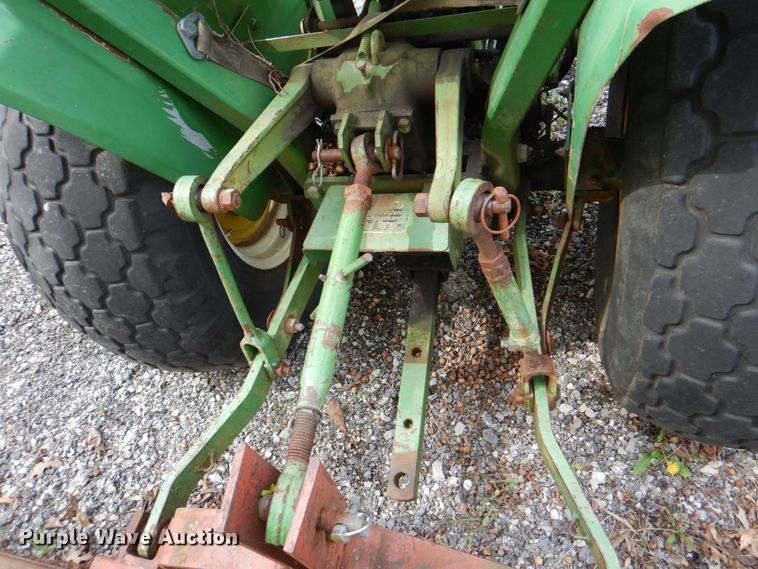 image for item II9970 John Deere 750  tractor